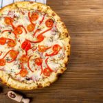 Pizza: come preparare la pizza in casa in pochi semplici passaggi - ricetta della pizza veloce e facile da preparare